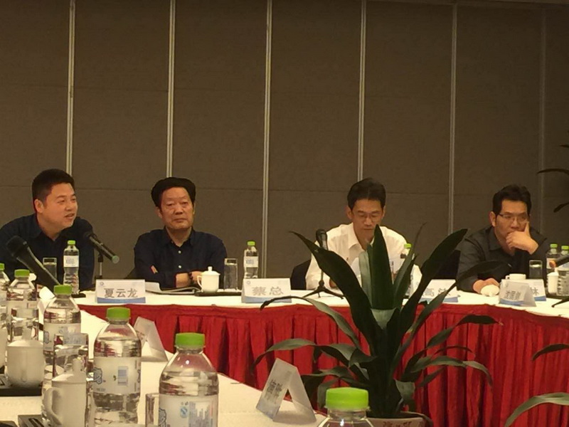 ����AG����|AG���˹�����