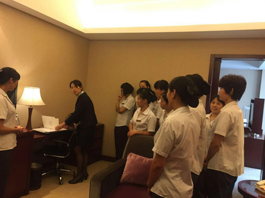 ����AG����|AG���˹�����