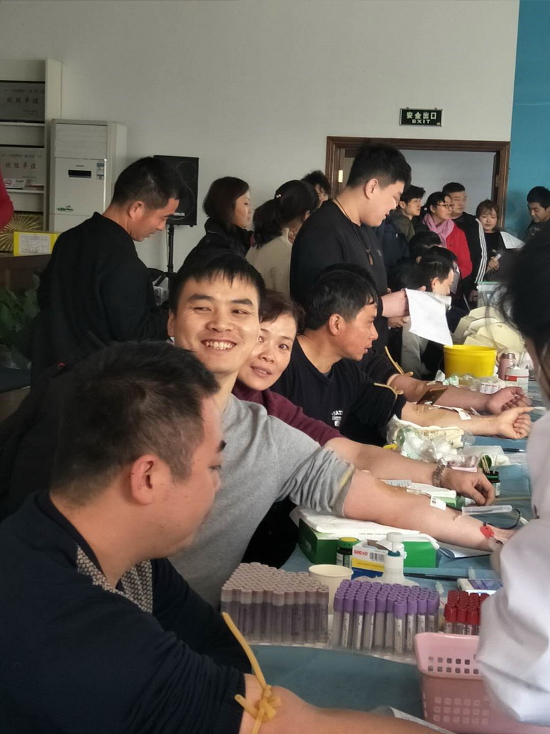 ����AG����|AG���˹�����