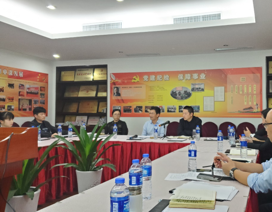 ����AG����|AG���˹�����