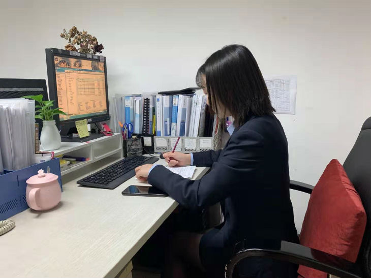 ����AG����|AG���˹�����