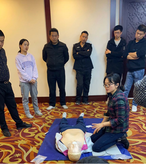 ����AG����|AG���˹�����