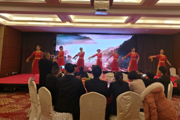 ����AG����|AG���˹�����