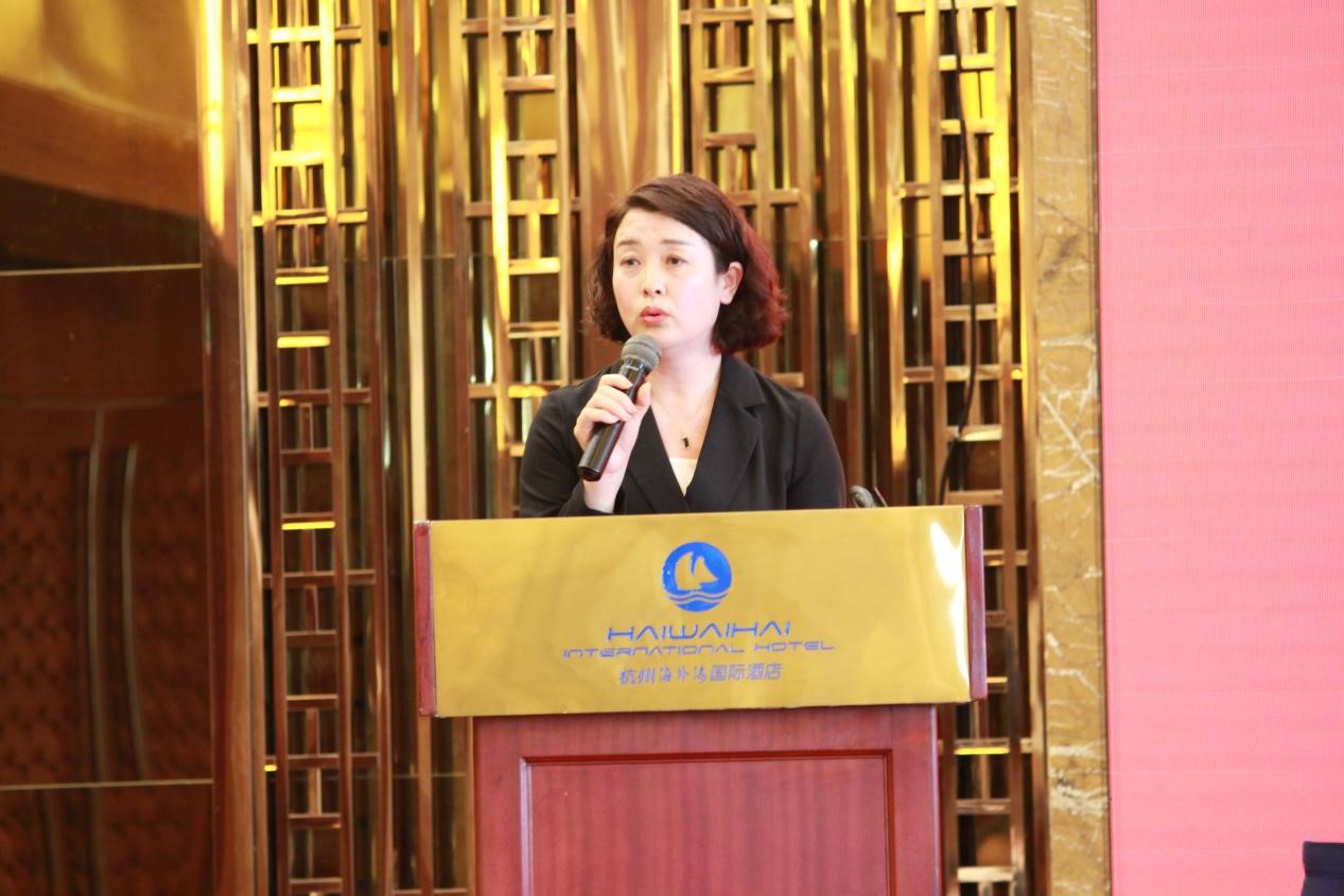 ����AG����|AG���˹�����