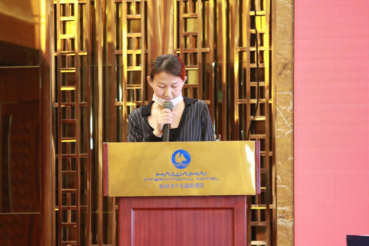 ����AG����|AG���˹�����