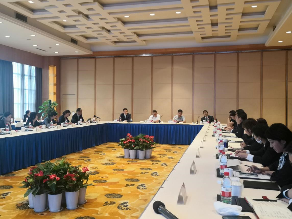 ����AG����|AG���˹�����