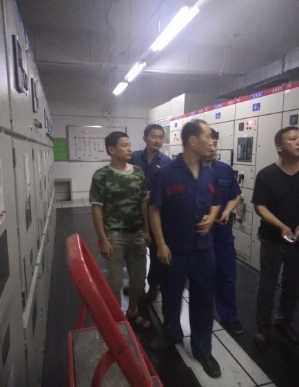 ����AG����|AG���˹�����