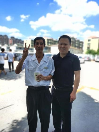 ����AG����|AG���˹�����