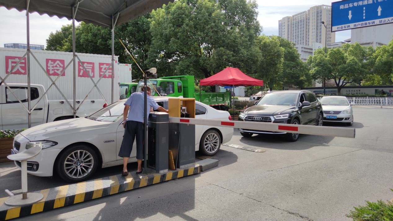 ����AG����|AG���˹�����