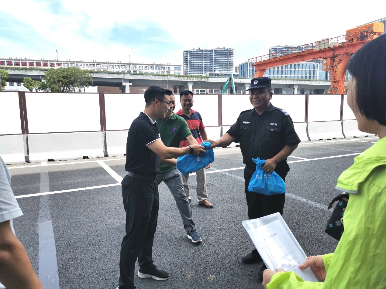 ����AG����|AG���˹�����