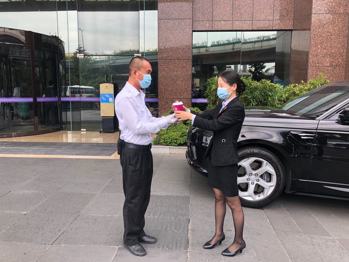 ����AG����|AG���˹�����