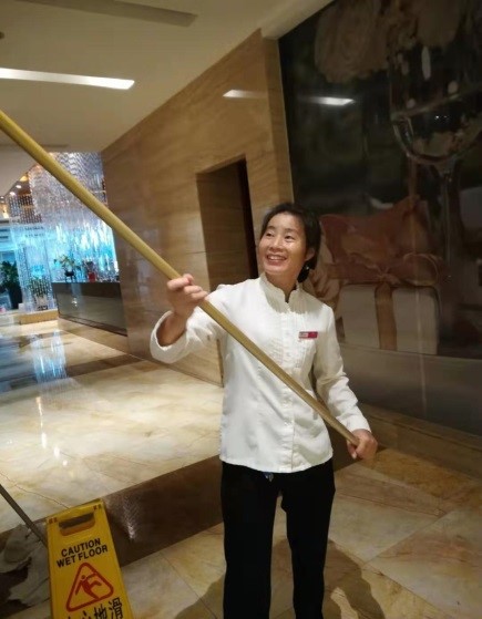 ����AG����|AG���˹�����