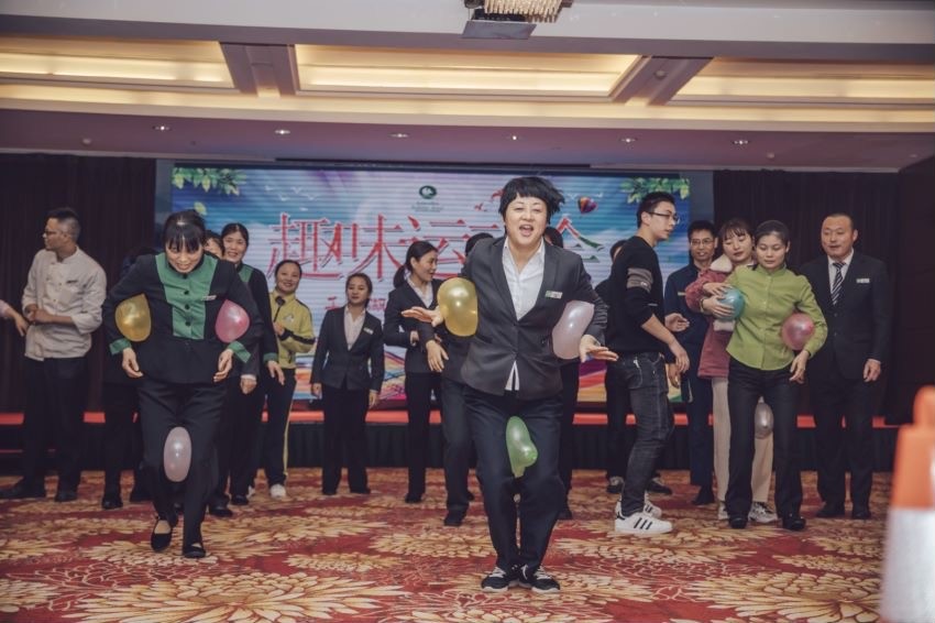 ����AG����|AG���˹�����