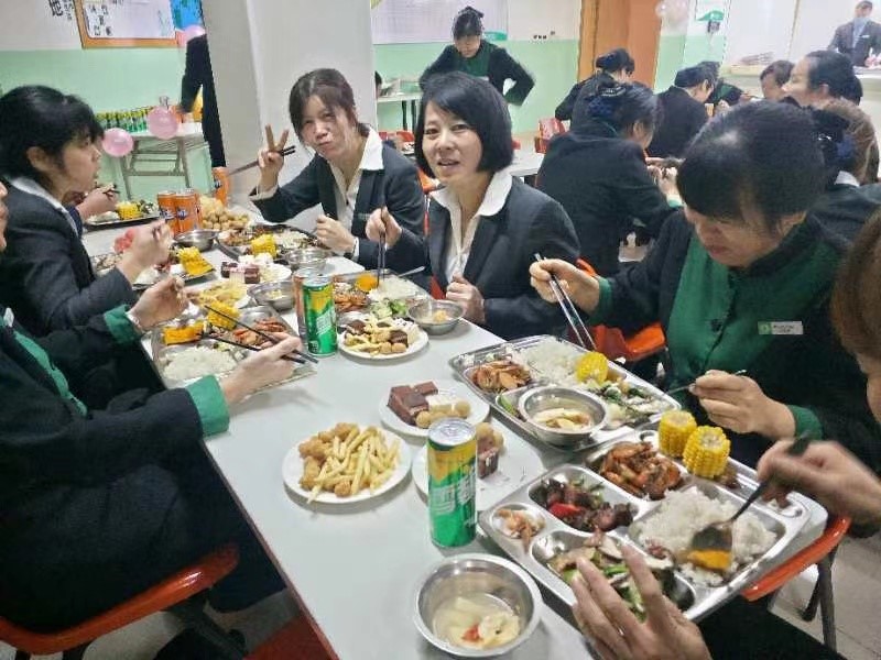 ����AG����|AG���˹�����