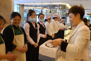 ����AG����|AG���˹�����