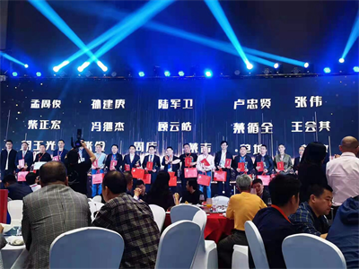 ����AG����|AG���˹�����