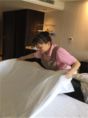 ����AG����|AG���˹�����