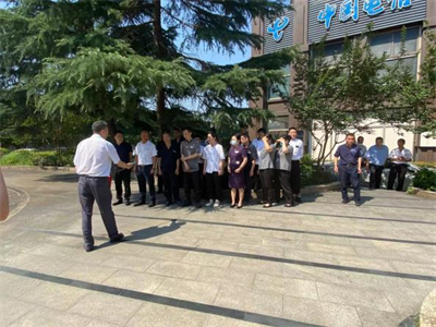 ����AG����|AG���˹�����