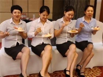 ����AG����|AG���˹�����