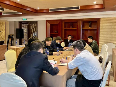 ����AG����|AG���˹�����