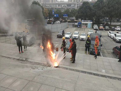 ����AG����|AG���˹�����