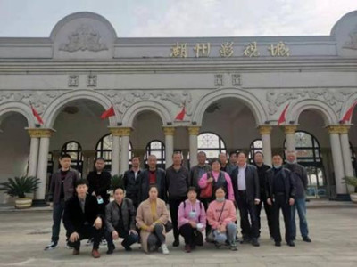 ����AG����|AG���˹�����