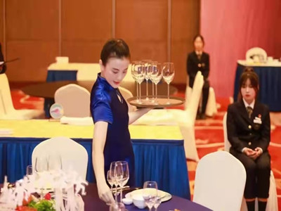 ����AG����|AG���˹�����