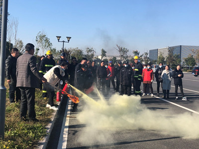 ����AG����|AG���˹�����