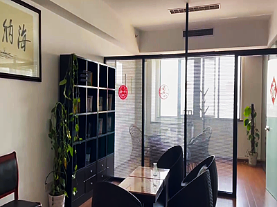 ����AG����|AG���˹�����