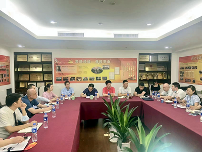 ����AG����|AG���˹�����