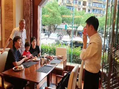 ����AG����|AG���˹�����