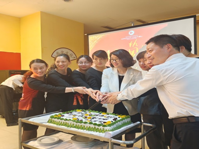 ����AG����|AG���˹�����